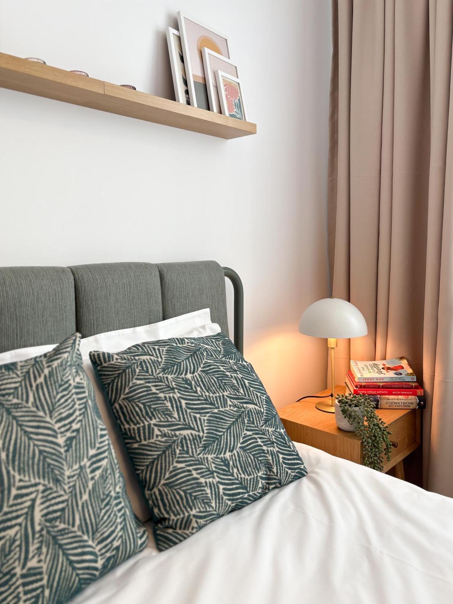 The Cozy Flat - Modern, New, 2 Rooms Apartment, Parking Bucarest Esterno foto